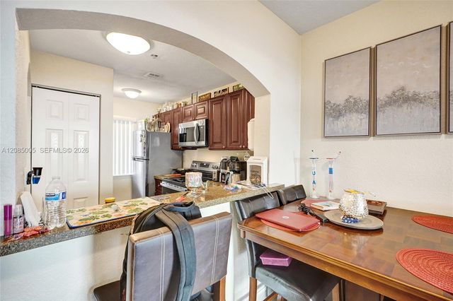 7985 NW 8th Street 104A, Miami, FL 33126