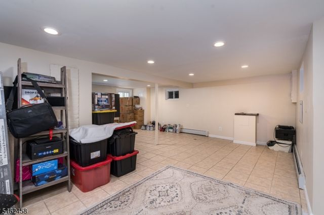 28 Prescott Ave, Clifton City, NJ 07011