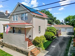 388 Reed St, New Bedford, MA 02740
