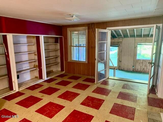 28 Starcrest Drive, Sand Lake, NY 12153