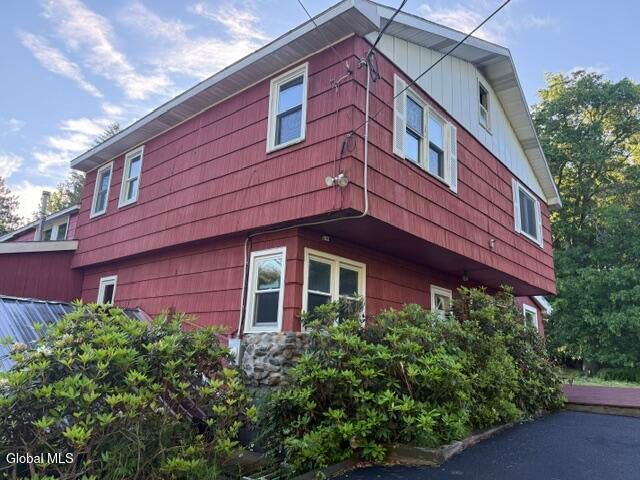 28 Starcrest Drive, Sand Lake, NY 12153