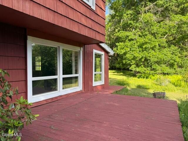 28 Starcrest Drive, Sand Lake, NY 12153