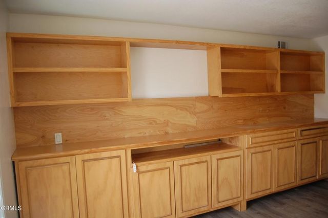 896 Creekside Circle, Camarillo, CA 93012
