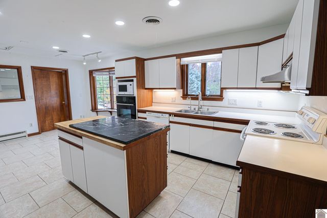 148 Mimosa Ln, Paducah, KY 42001