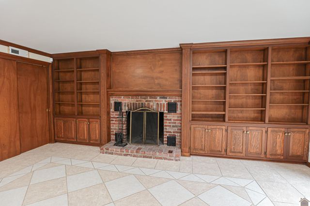 148 Mimosa Ln, Paducah, KY 42001