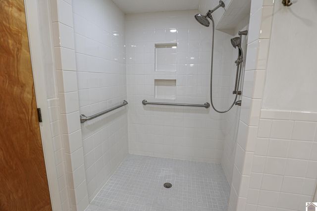 148 Mimosa Ln, Paducah, KY 42001