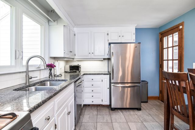 15 Maple Lane, Framingham, MA 01702