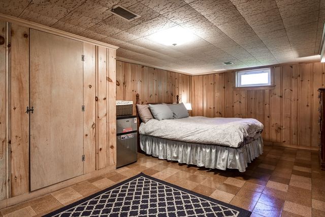 15 Maple Lane, Framingham, MA 01702