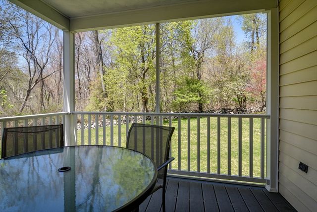 15 Maple Lane, Framingham, MA 01702