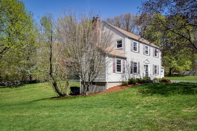 15 Maple Lane, Framingham, MA 01702