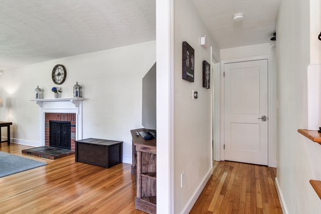 15 Maple Lane, Framingham, MA 01702