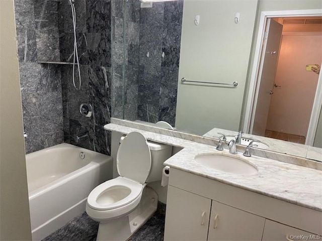 4 Martine Avenue 408, White Plains, NY 10606