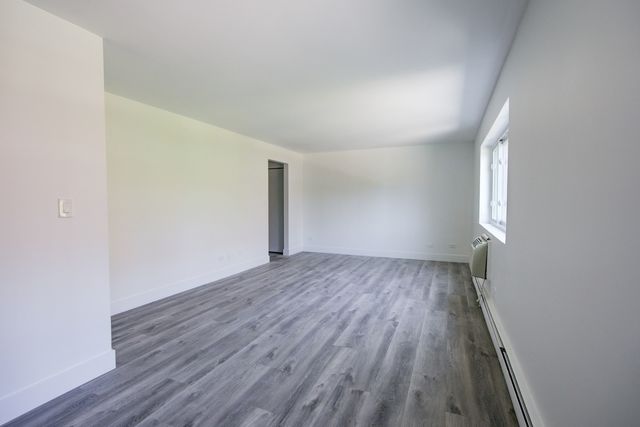 2001 W Summerdale Avenue 201, Chicago, IL 60625