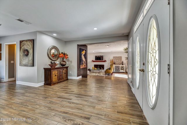 7569 PARK CITY Drive, Jacksonville, FL 32244