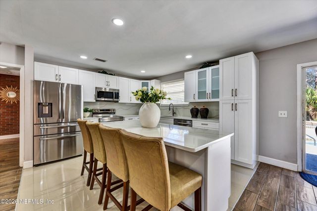 7569 PARK CITY Drive, Jacksonville, FL 32244