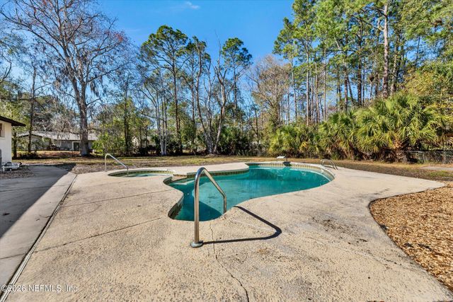 7569 PARK CITY Drive, Jacksonville, FL 32244