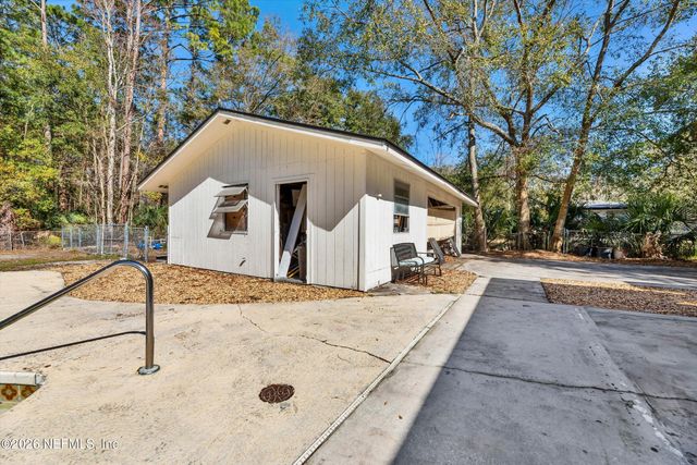 7569 PARK CITY Drive, Jacksonville, FL 32244