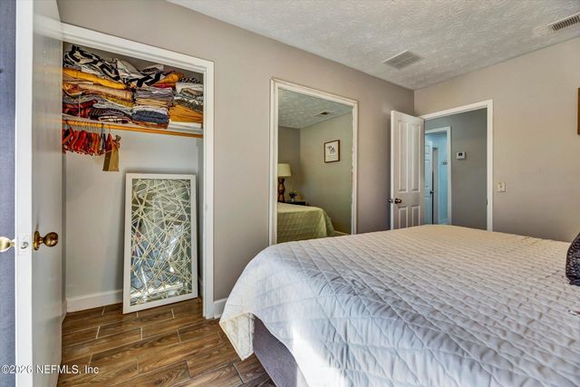 7569 PARK CITY Drive, Jacksonville, FL 32244