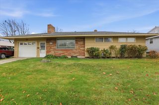 5820 N Ash St, Spokane, WA 99205