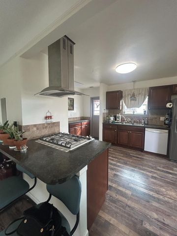 313 E Sacramento Street, Coalinga, CA 93210