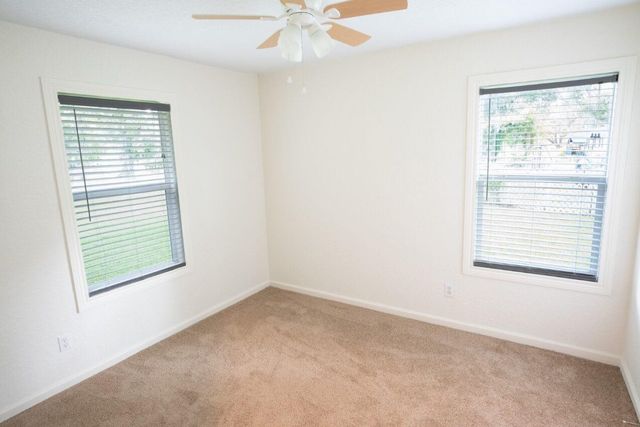 55 Elm Court, Lake Jackson, TX 77566