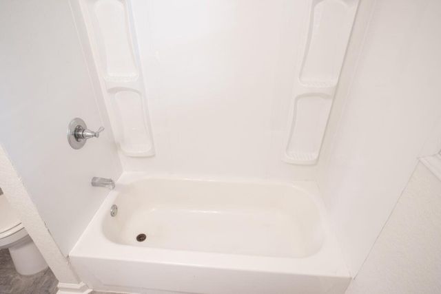 55 Elm Court, Lake Jackson, TX 77566