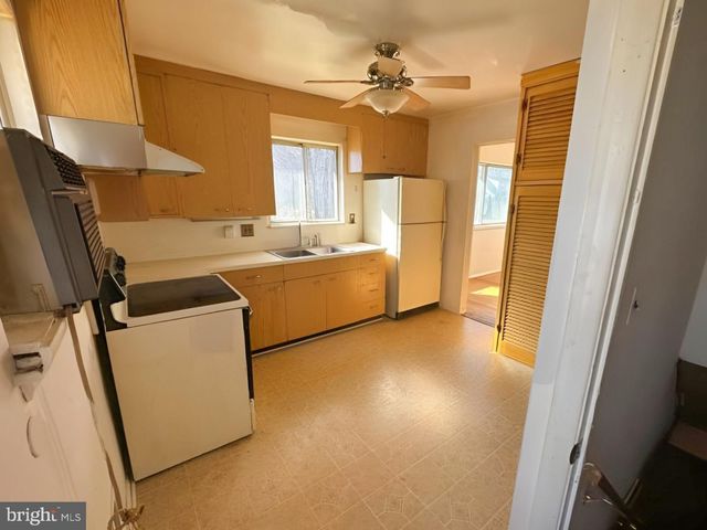 5936 SUNSET AVE, Baltimore, MD 21207