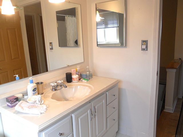 27561 Concord Avenue, Warren, MI 48093