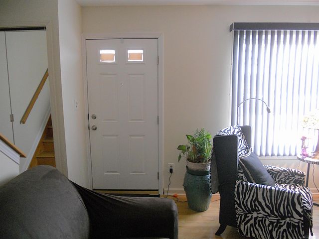 27561 Concord Avenue, Warren, MI 48093