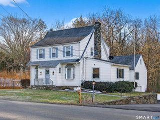 94 Grove Street, Trumbull, CT 06611