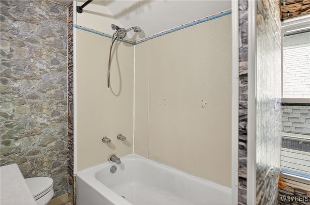 157 Davidson Avenue, Buffalo, NY 14215