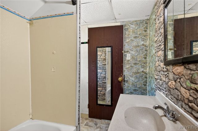 157 Davidson Avenue, Buffalo, NY 14215