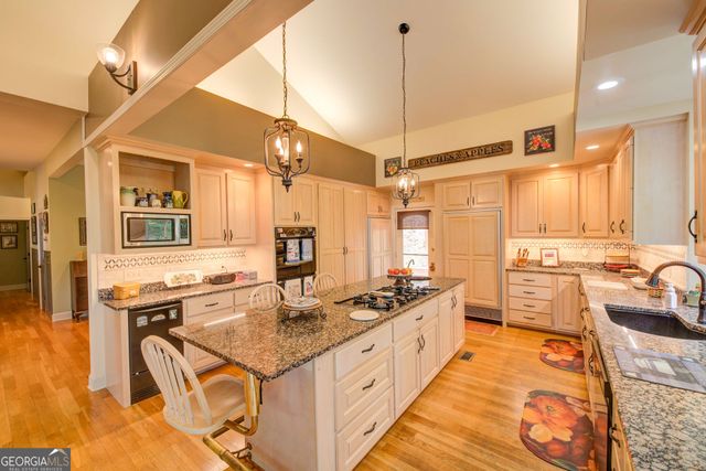 1289 Rainwater Trail, Tiger, GA 30576