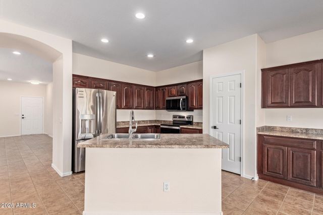 7612 S 70th Lane, Laveen, AZ 85339
