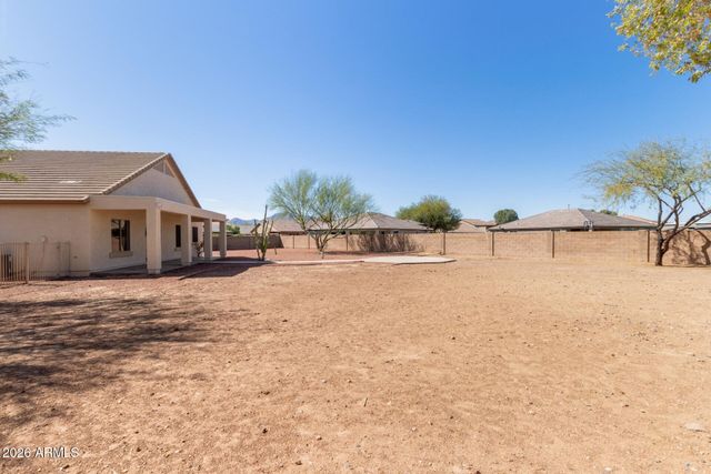7612 S 70th Lane, Laveen, AZ 85339