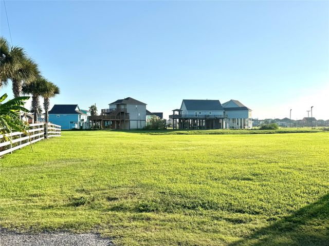 2365 Sandman, Crystal Beach, TX 77650