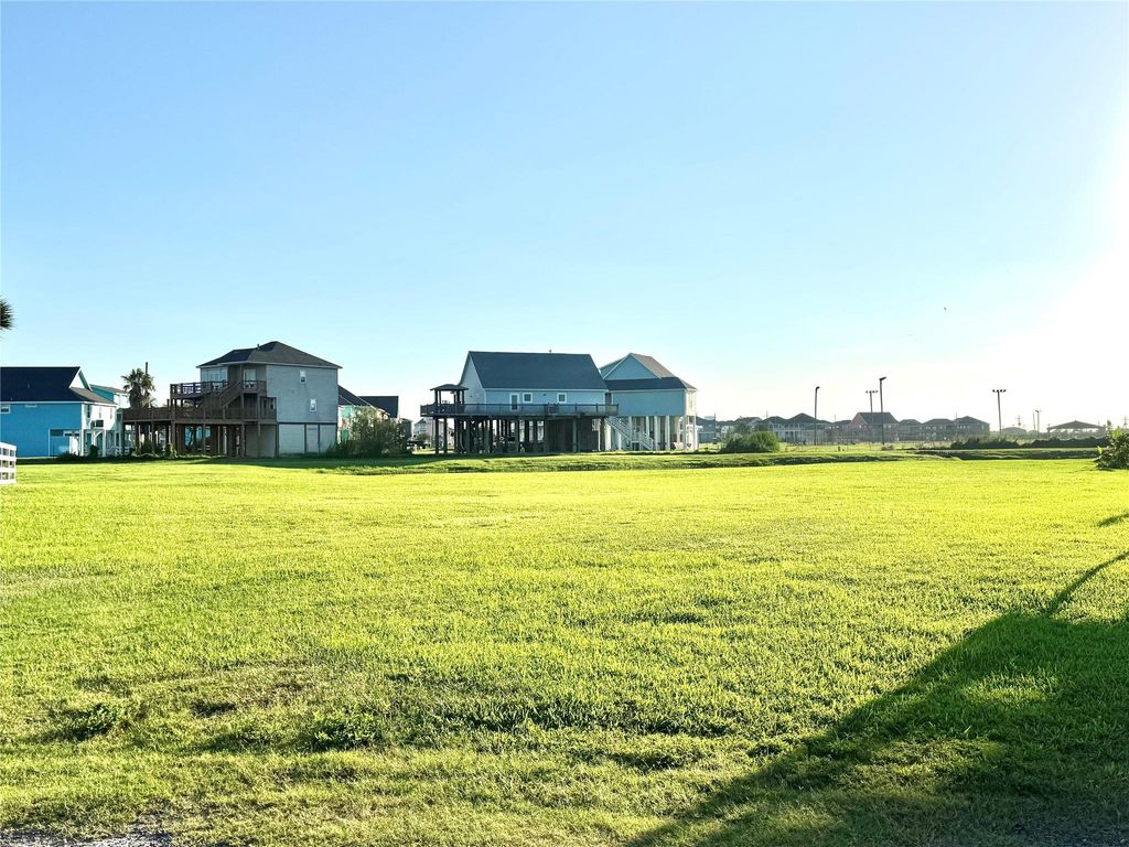 2365 Sandman, Crystal Beach, TX 77650