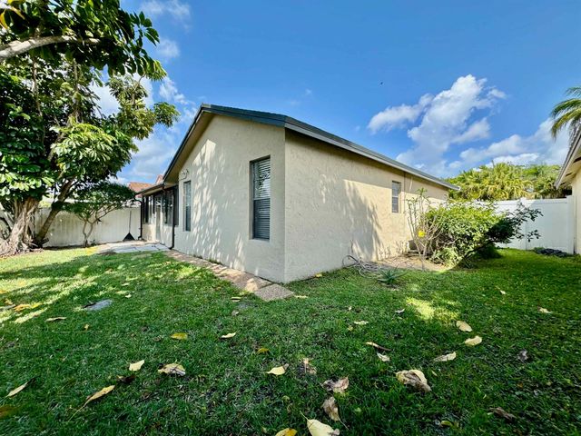 9106 Chatsworth Cascades, Boca Raton, FL 33434
