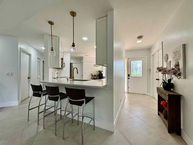 9106 Chatsworth Cascades, Boca Raton, FL 33434