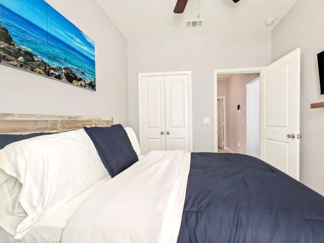 861 Palmdate, Montgomery, TX 77316