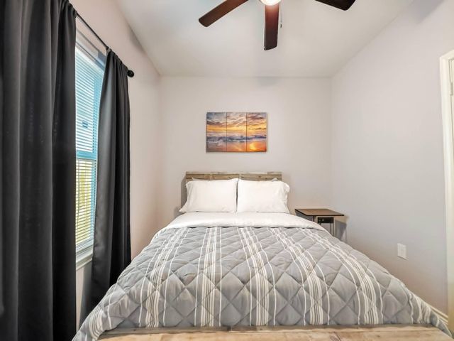 861 Palmdate, Montgomery, TX 77316