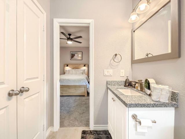 861 Palmdate, Montgomery, TX 77316