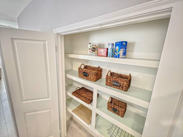 861 Palmdate, Montgomery, TX 77316