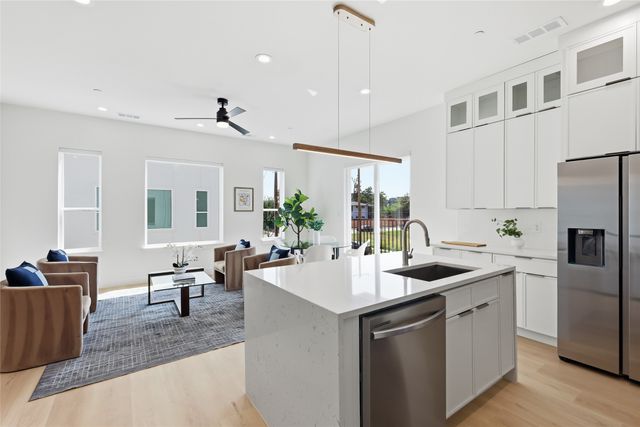 4315 San Jacinto Street, Dallas, TX 75204