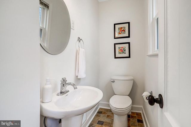 3643 ALTON PL NW, Washington, DC 20008