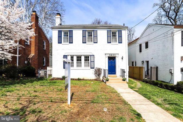 3643 ALTON PL NW, Washington, DC 20008