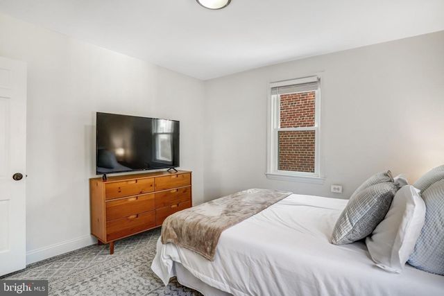 3643 ALTON PL NW, Washington, DC 20008