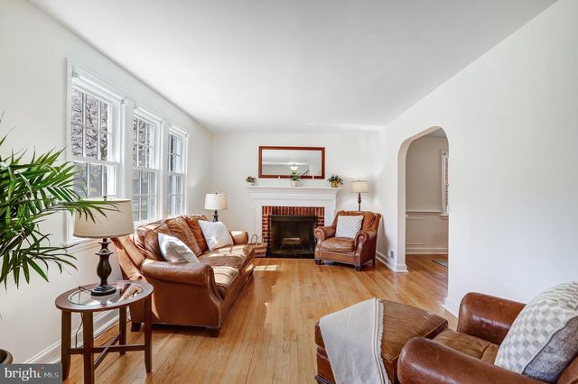 3643 ALTON PL NW, Washington, DC 20008