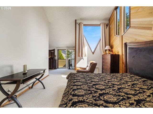 17589 Sw SARALA St, Beaverton, OR 97007