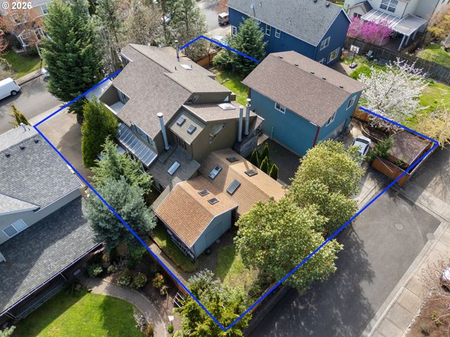17589 Sw SARALA St, Beaverton, OR 97007